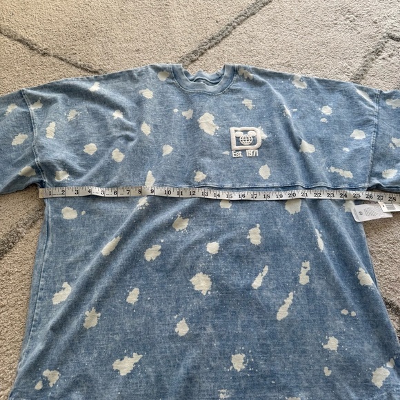 Disney World Parks Disneyland Spirit Jersey blue Denim Bleach splatter XL NEW - Picture 5 of 10